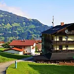 Gemshorn بيت ضيافة 3*